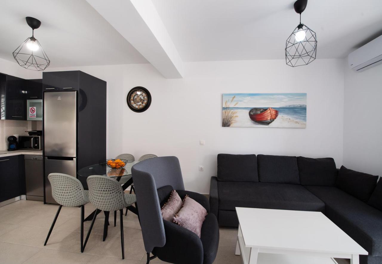 Mpm Apartment Perigiali Nydri  Esterno foto